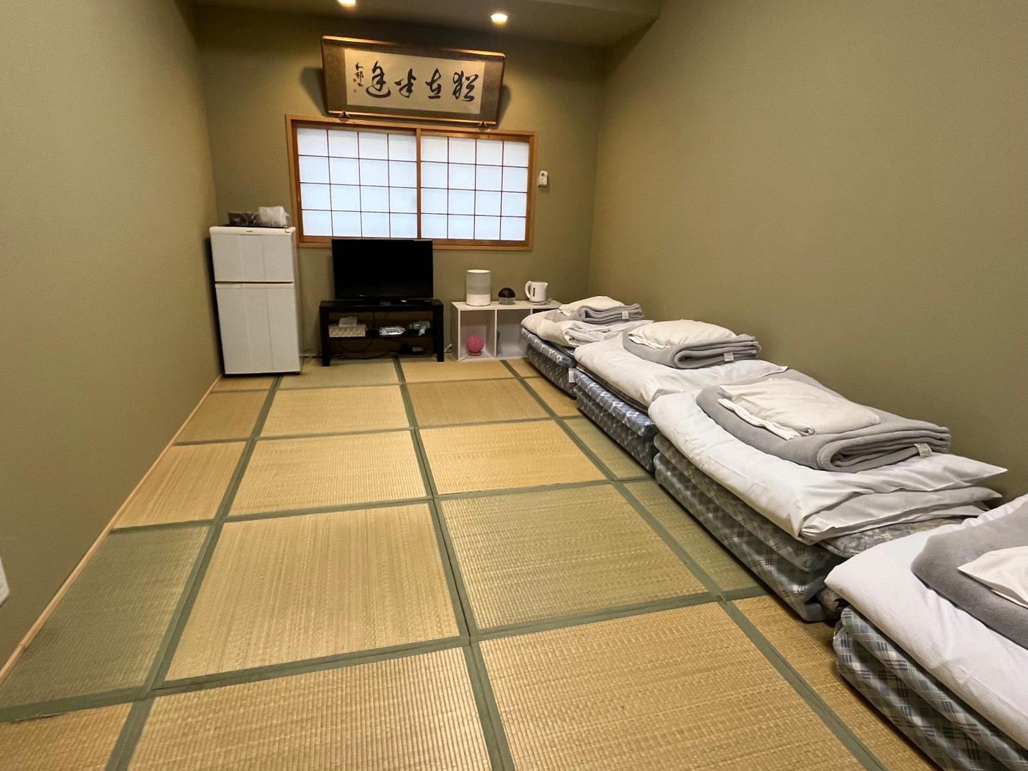 Wafu Ryokan Uehonmachi Осака Экстерьер фото