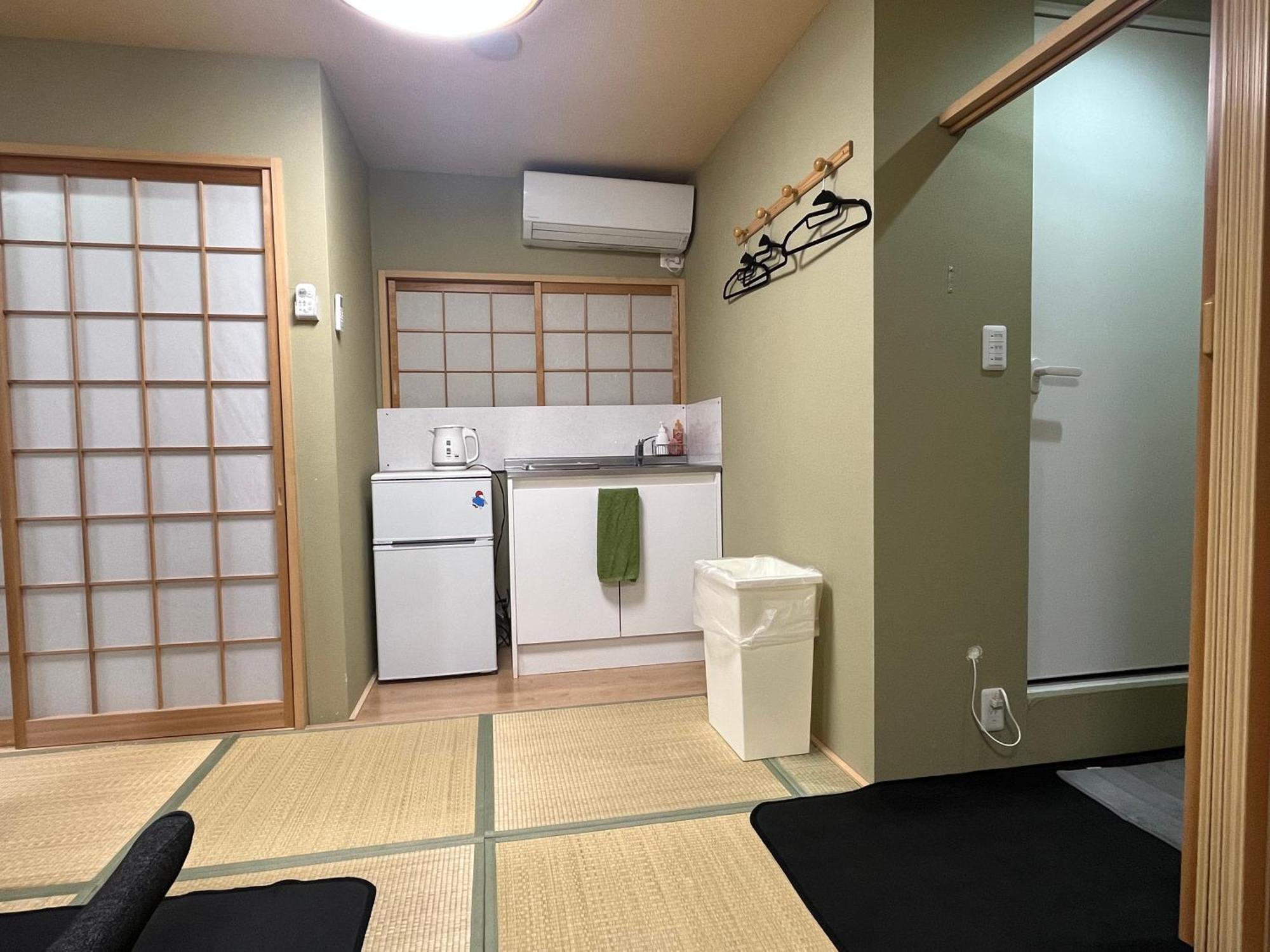 Wafu Ryokan Uehonmachi Осака Экстерьер фото